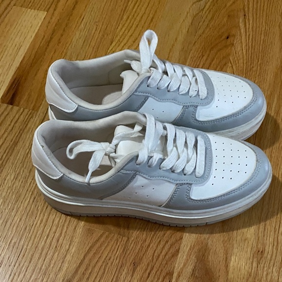 White and Gray Sneakers - Picture 1 of 4